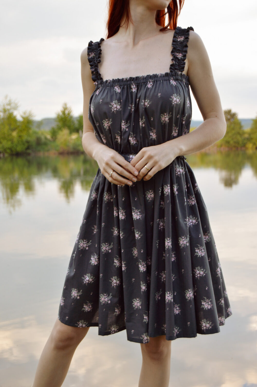 DSC_0126 Daisy dress in Anthracite Floral Fabric Size: L
